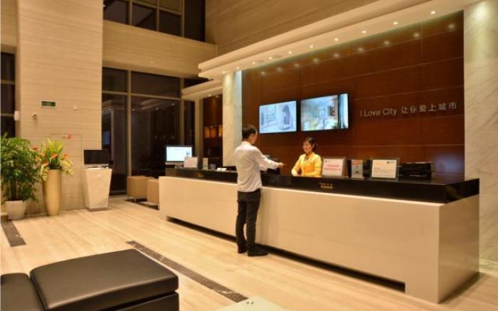 City Comfort Inn Chengdu Shuxin Avenue Metro Station Industrial College