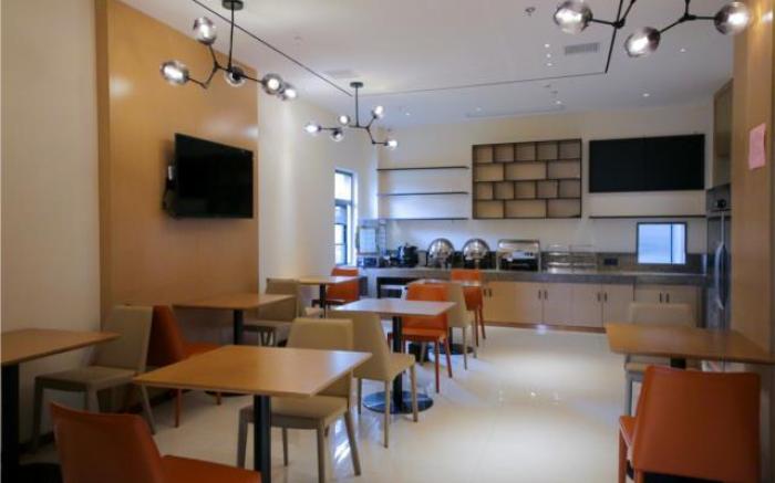 City Comfort Inn Yichang Yiling Bus Station Wanda Plaza