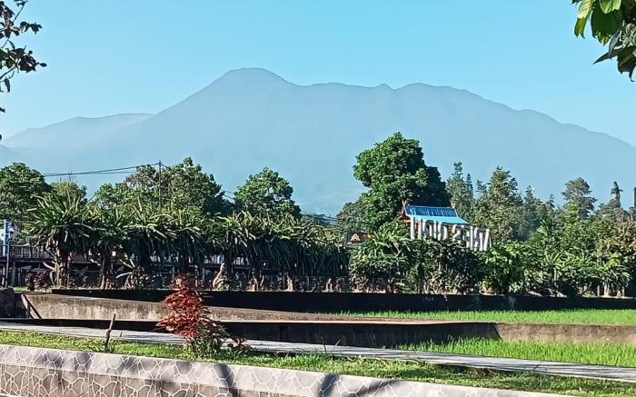 Aries Biru Resort by Homee Inn