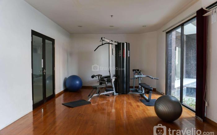 Comfy Studio Tamansari Semanggi Apt By Travelio
