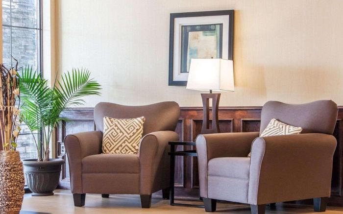Comfort Inn & Suites