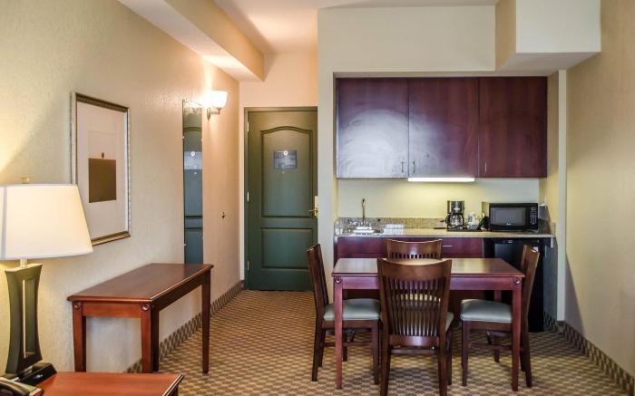Comfort Inn & Suites Daphne Spanish Fort - Mobile East