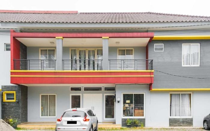 RedDoorz near Siloam Karawaci 3
