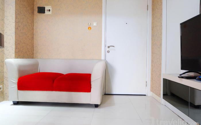 Comfy 2BR Apt at Green Pramuka City By Travelio