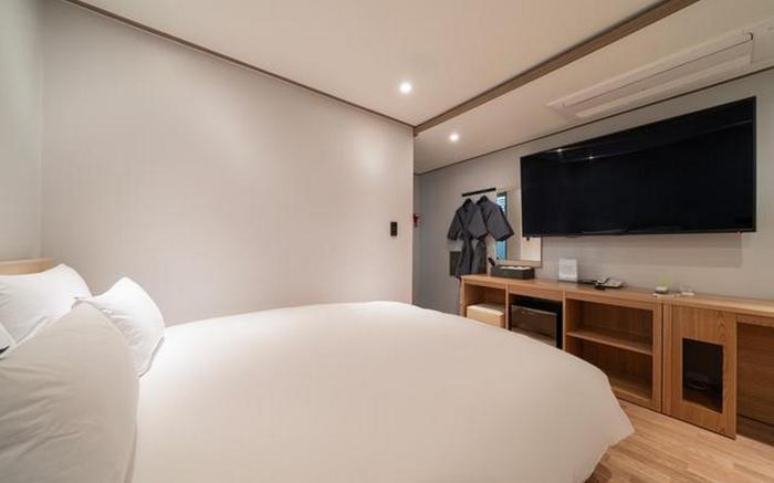 Anyang IT District Centro Hotel