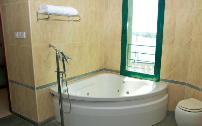 Harbour View Suites