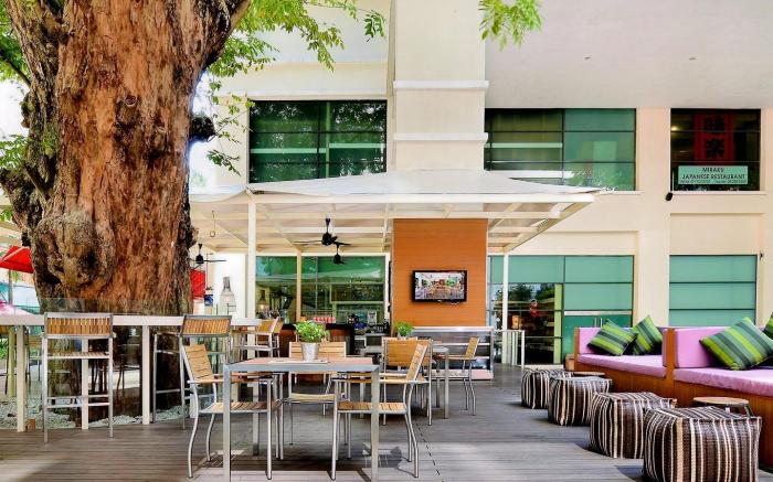 G Hotel Gurney