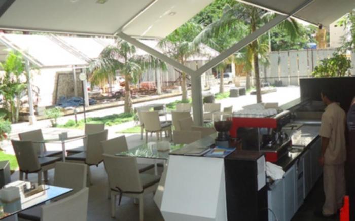 Highgates Hotel
