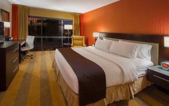 Wyndham Rochester Downtown