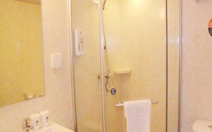 GreenTree Inn Xuzhou High Speed Railway Zhangqian Square Business Hotel