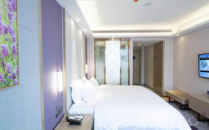Lavande Hotels· Xingyi Jushan Avenue