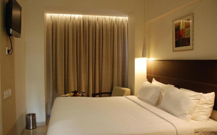 The Oriental Residency Hotel