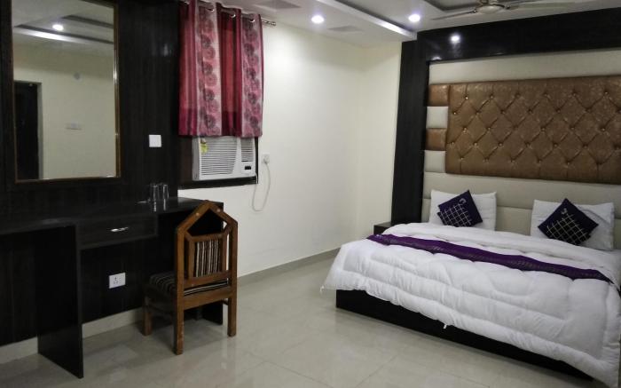 Hotel Vishesh Continental