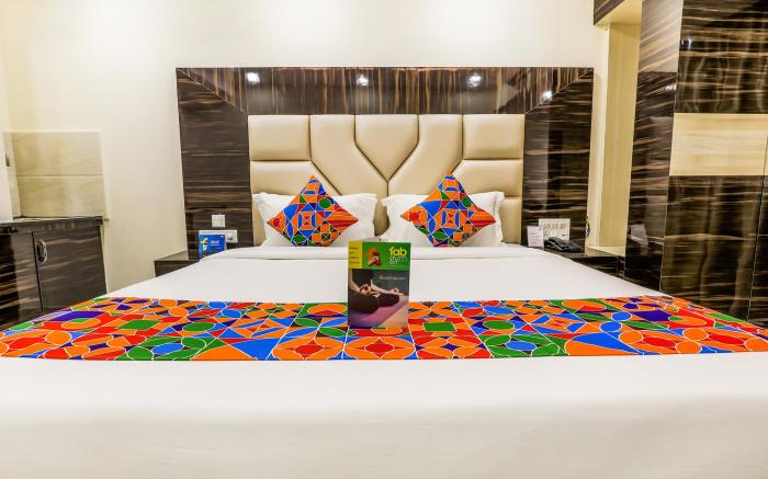 FabHotel Crown Heights - Nr. Kormangala Club