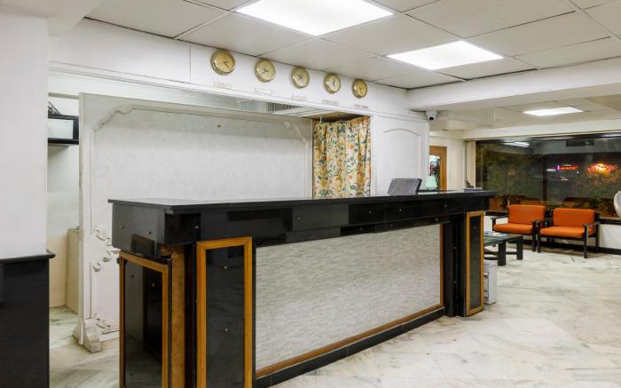 Hotel Crown