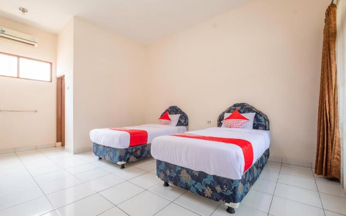 Super OYO 2346 Hotel Padjadjaran 1