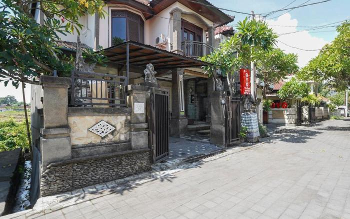 OYO 2321 Griya Shanti Homestay