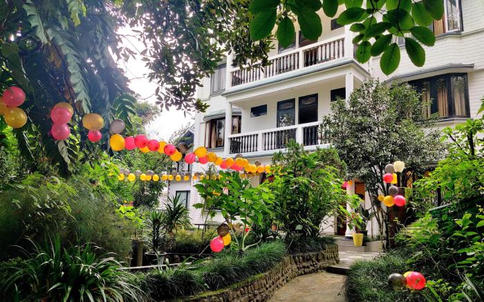 White Conch Residency