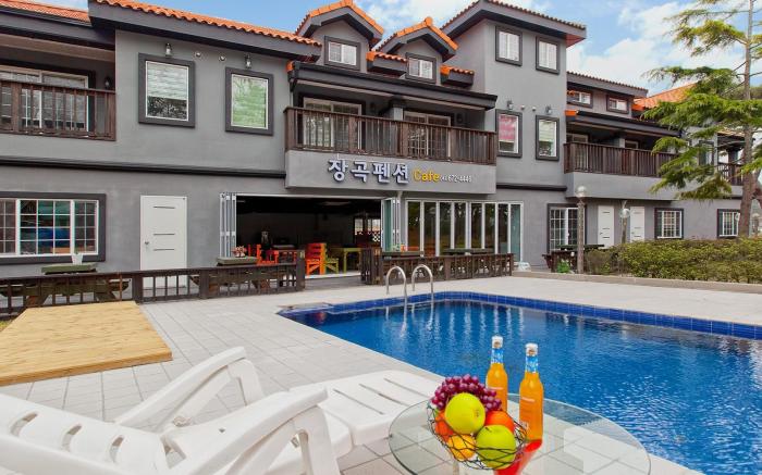 Taean Janggok Pension