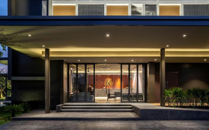 XOTEL