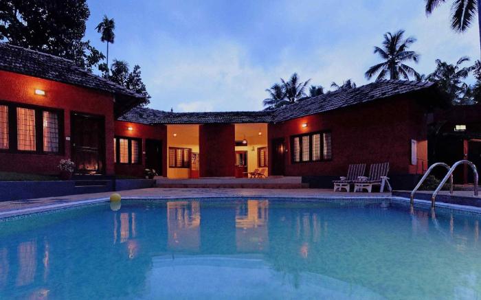 Deshadan Cliff & Beach Resort