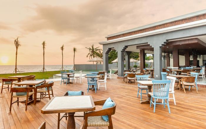 Lovina Beach Club and Resort
