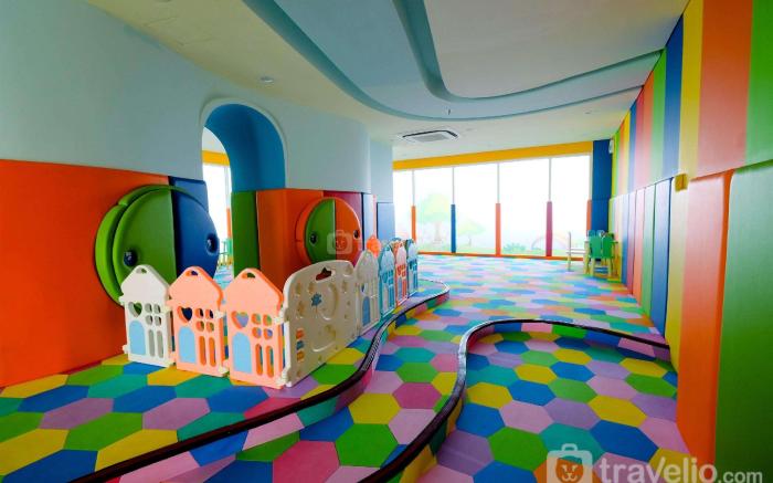 Homey Studio @Menteng Park Apartment By Travelio