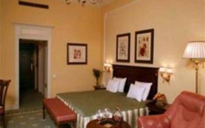 Carlsbad Plaza Medical Spa & Wellness hotel