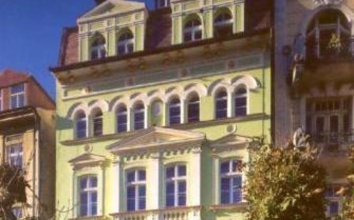 EA Hotel Mozart