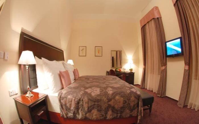 EA Embassy Prague Hotel