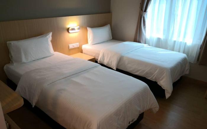 Walk In Hotel