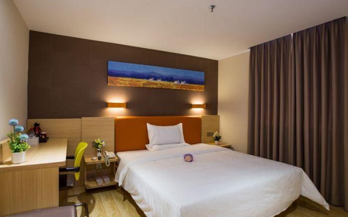 IU Hotel Changsha Dongtang Metro Station