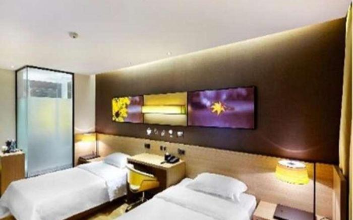 IU Hotel Changsha Dongtang Metro Station