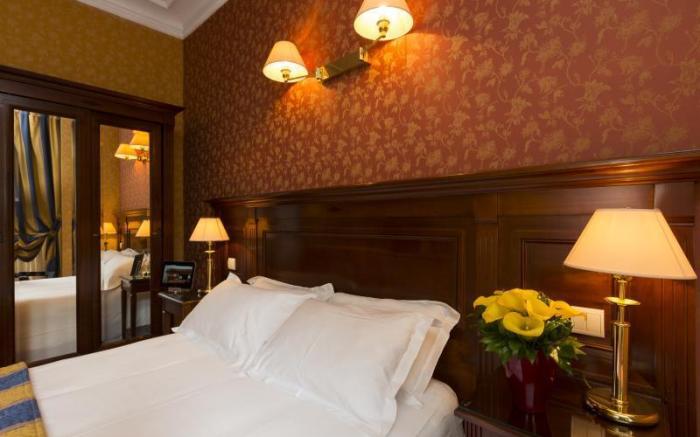 Viator Hotel