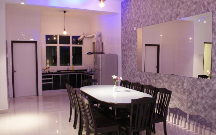 Shamrock Seaview 11 Beach Villa