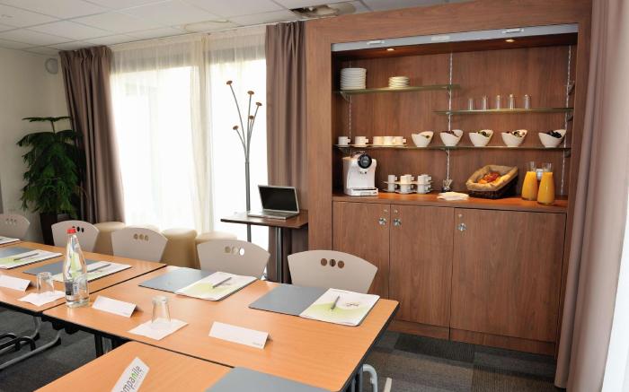 Campanile NATURE - Bordeaux Sud Pessac