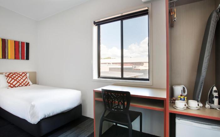Villawood Hotel
