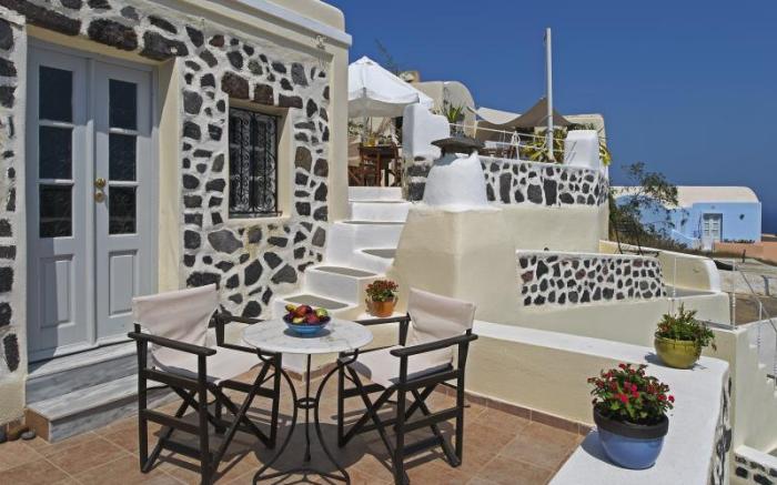 Heliophos Boutique Caves