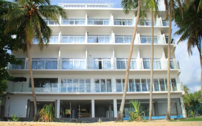 Sayura Beach Hotel