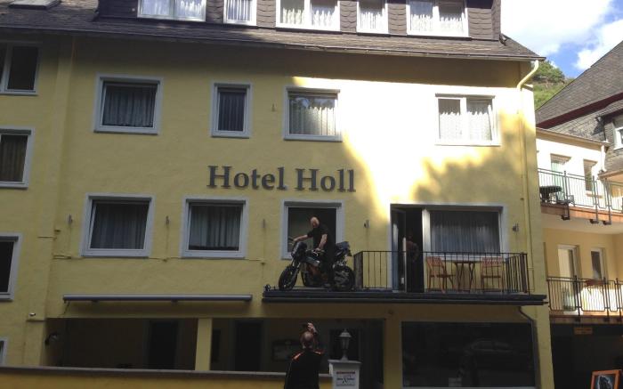 Hotel Holl