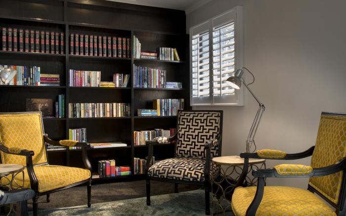 Max Executive Apartments