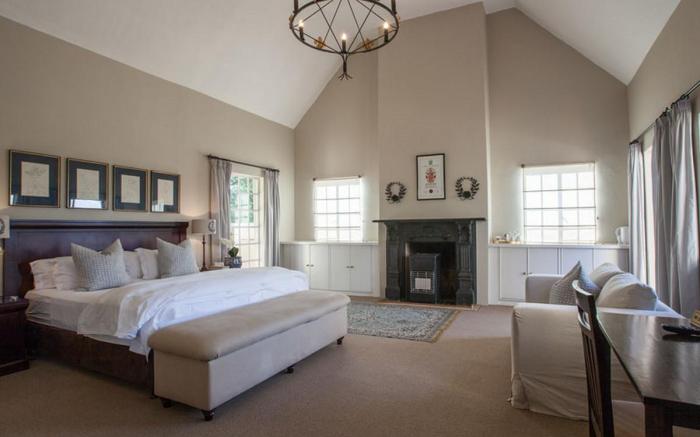 Chartwell Castle & Guest House