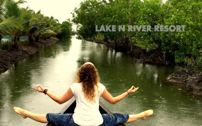 Lake n River Resort  Munroe Island