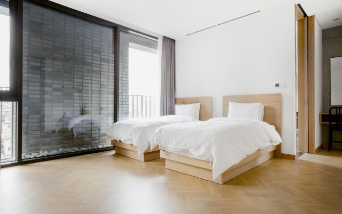 Handpicked Hotel and Collections