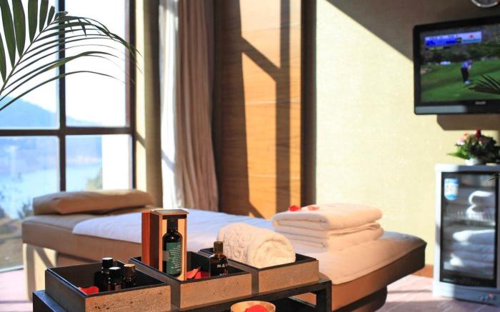 Oriental International Hotel Heyuan