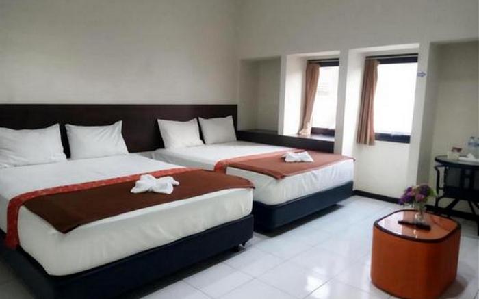 Bantal Guling Pasar Baru