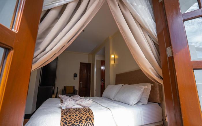 West Loch Park Hotel Vigan
