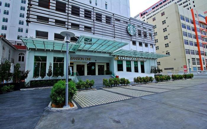 Mansion One Suites by Merlene
