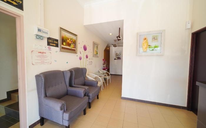 CMN Hotel & Homestay
