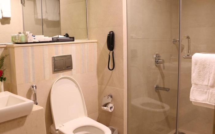 V7 Hotel